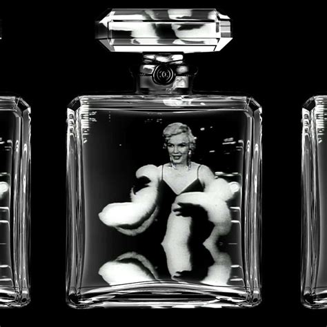 chanel no 5 and marilyn monroe|Chanel no 5 meaning.